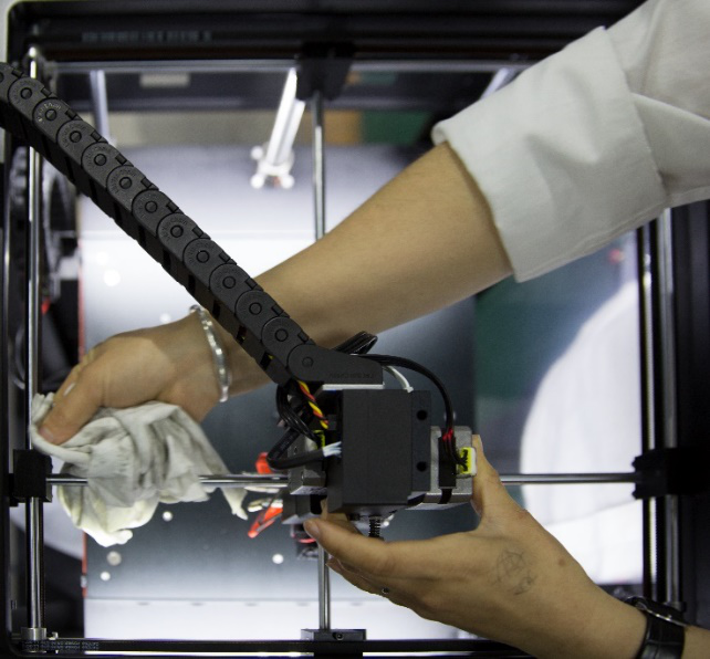 Cleaning 3D Printer Rods